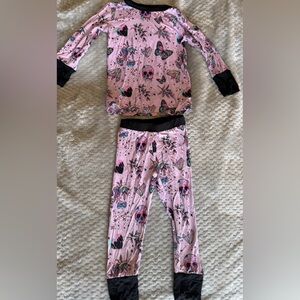 The Twisted Lily Kids Pajama Set in Pink with Black Details 2t Bamboo